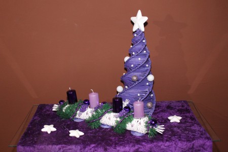 komplet  stromček a  adventný veniec 